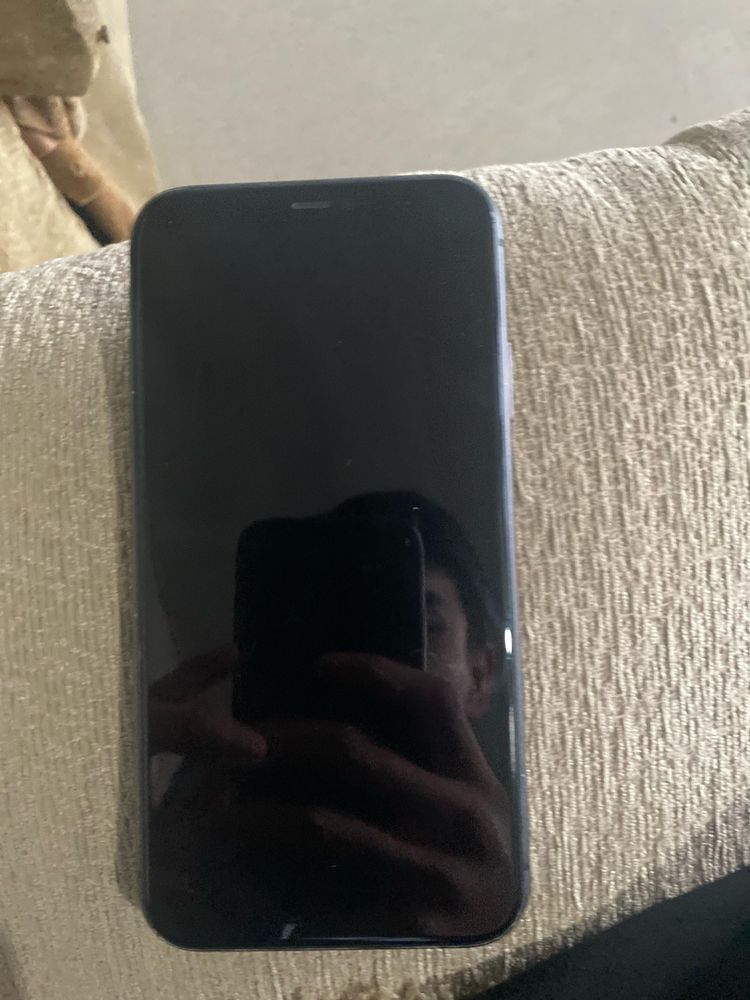 iphone 11 ,64