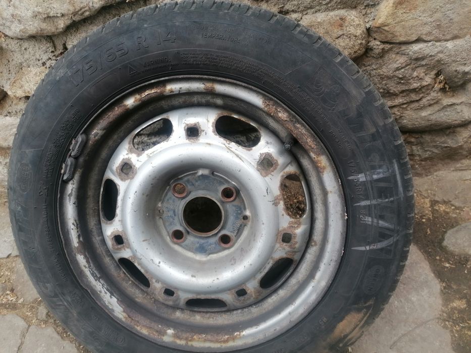 Гуми с джанти Michelin