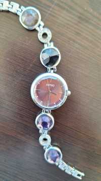 Дамски Часовник на KIMO с два сменени камъка