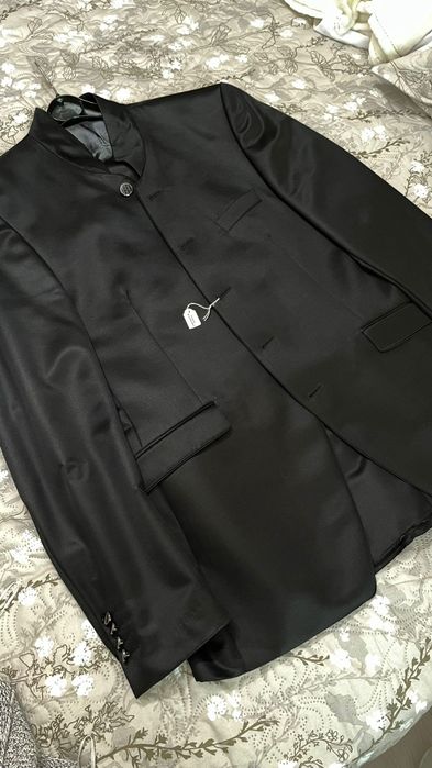 Costume barbati de nunti noi