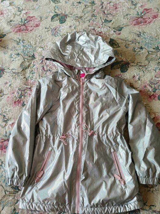 Ветровка на девочку