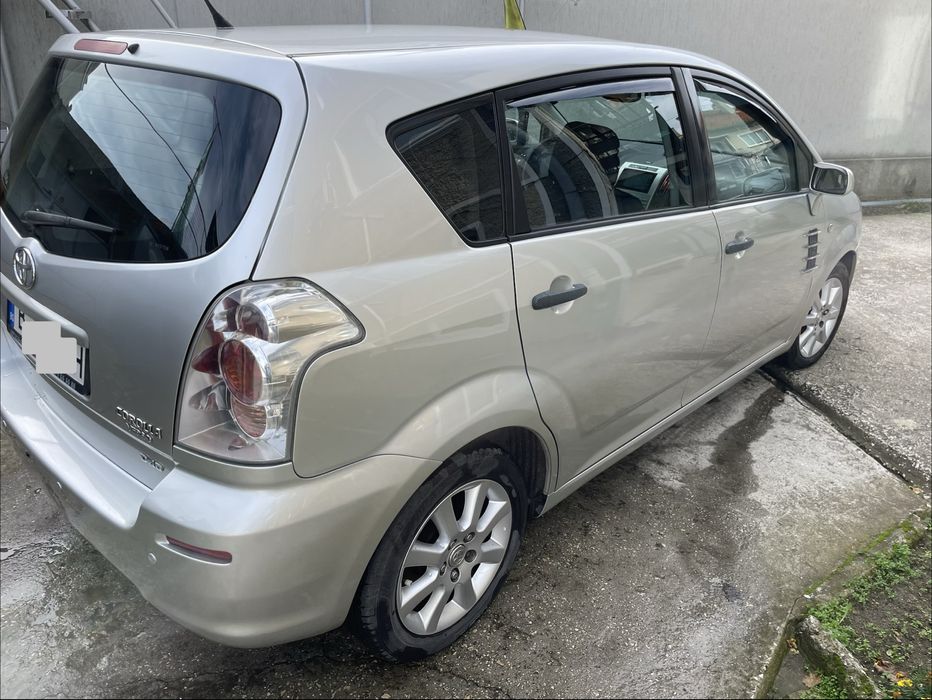 Toyota Corolla Verso 2.2d4d 136k.с.