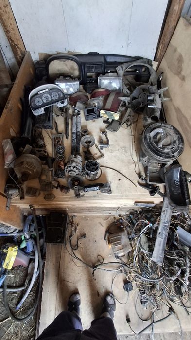 Продаю запчасти на Волгу 3110