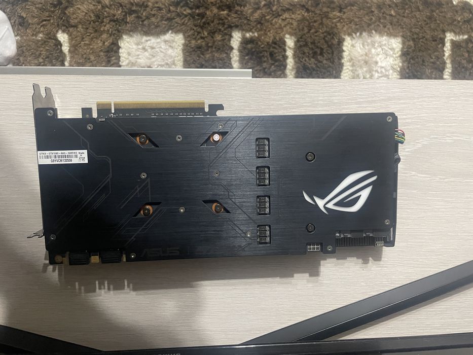 Placa video GTX 1080 8GB - RAM DDR4 64GB 8 buc - RAM DDR4 32GB 3 buc
