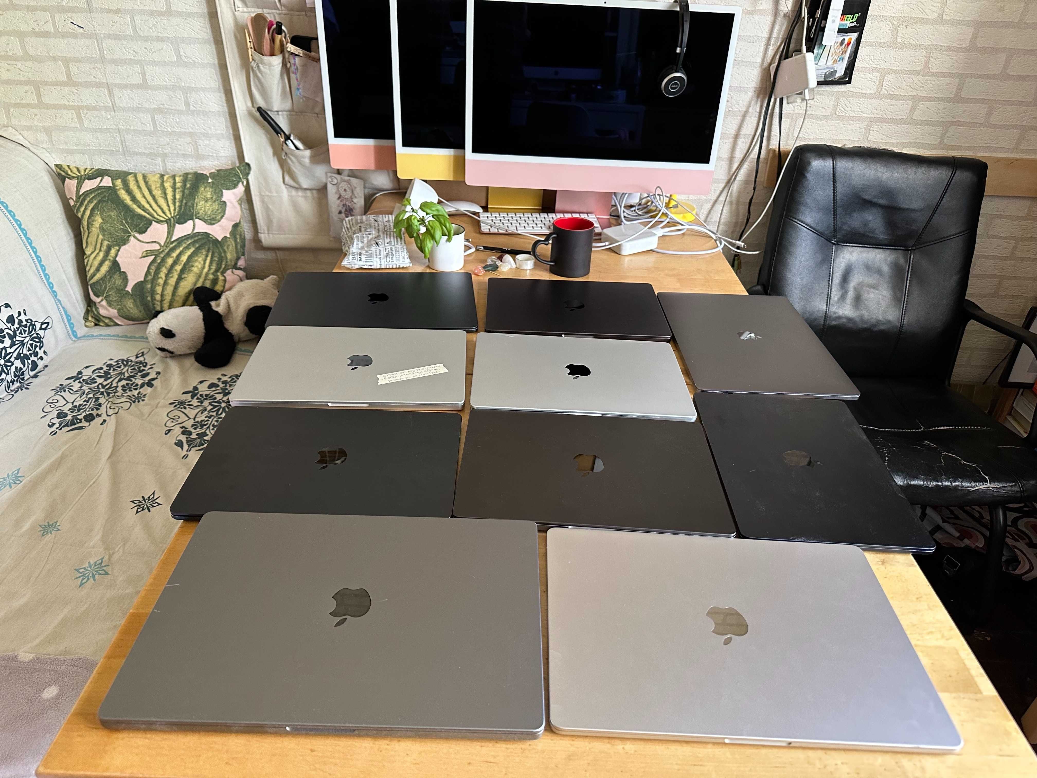 Apple Macbook Pro A2918 M3 без дъно 2023 г