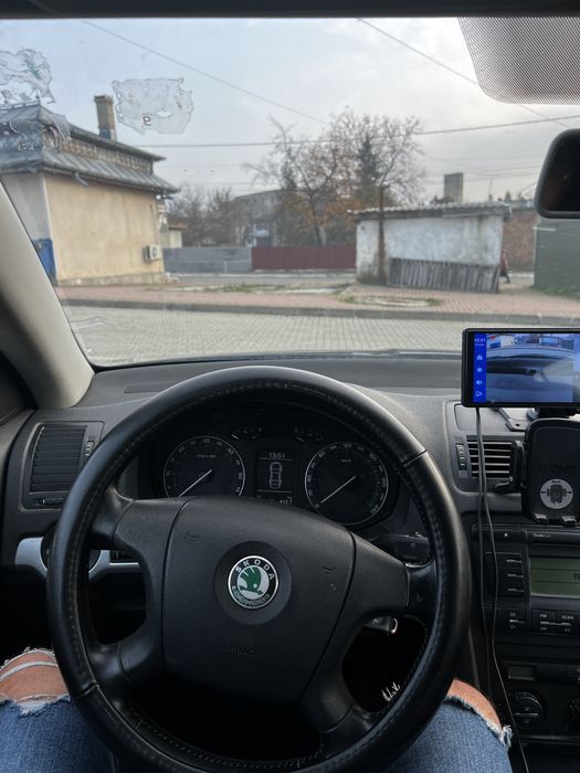 Skoda Octavia 2.0D 140cp