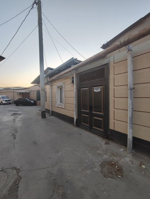 1.5 Sotox Opshi Dvor 3 Ta Xona Oshxona