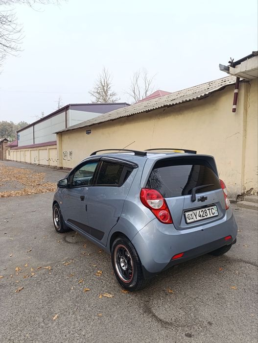 Продам Спарк Автомат