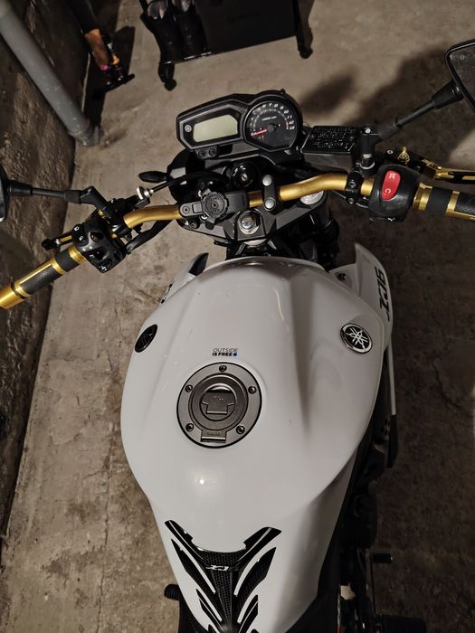 Продавам!! Yamaha xj6 A2 ABS