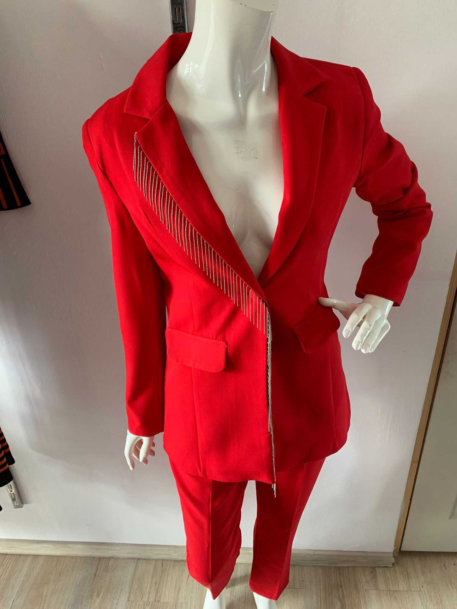 Costum damă elegant