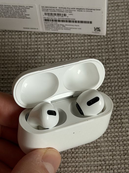 Apple Airpods Pro Gen 1