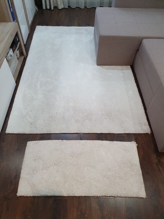 Covor alb 150x230 + carpeta 50x107