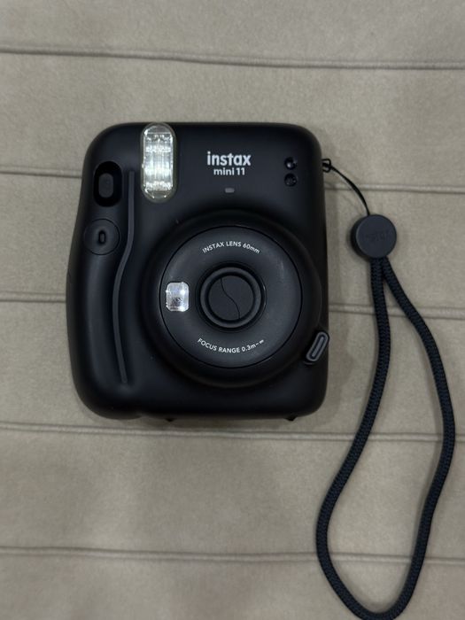 Instax mini 11.