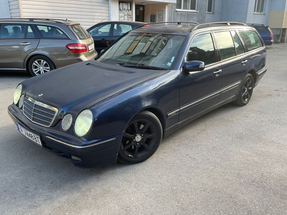 Mercedes-Benz E 200