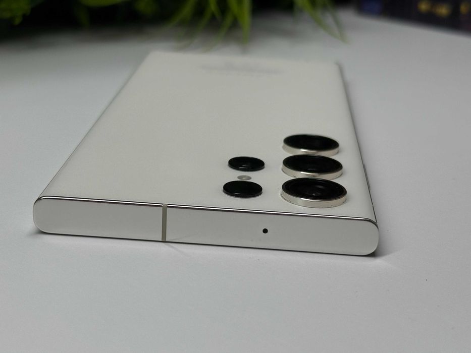 ! Уникат ! Samsung S23 Ultra 256GB 12GB Ram White Гаранция