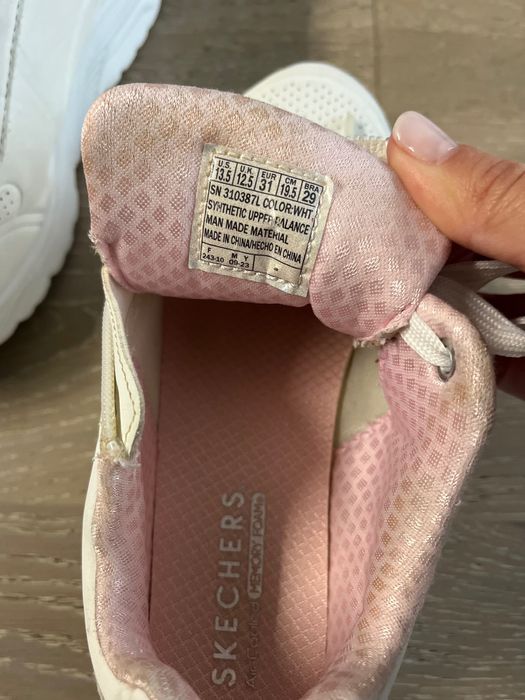 Skechers- sneakers alb UNO LITE, fete, măsura 31