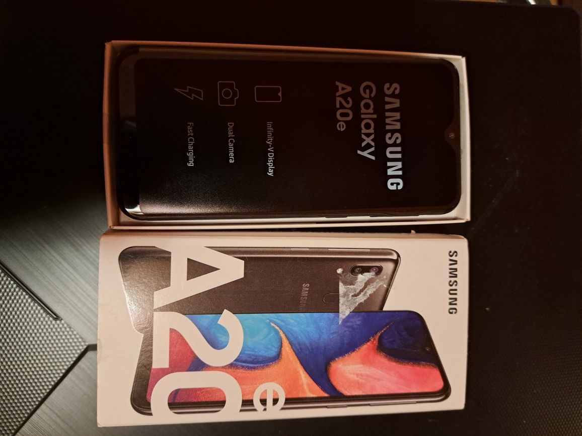 Samsung Galaxy A20, Dual Sim, 32GB, 3GB RAM, 4G, negru