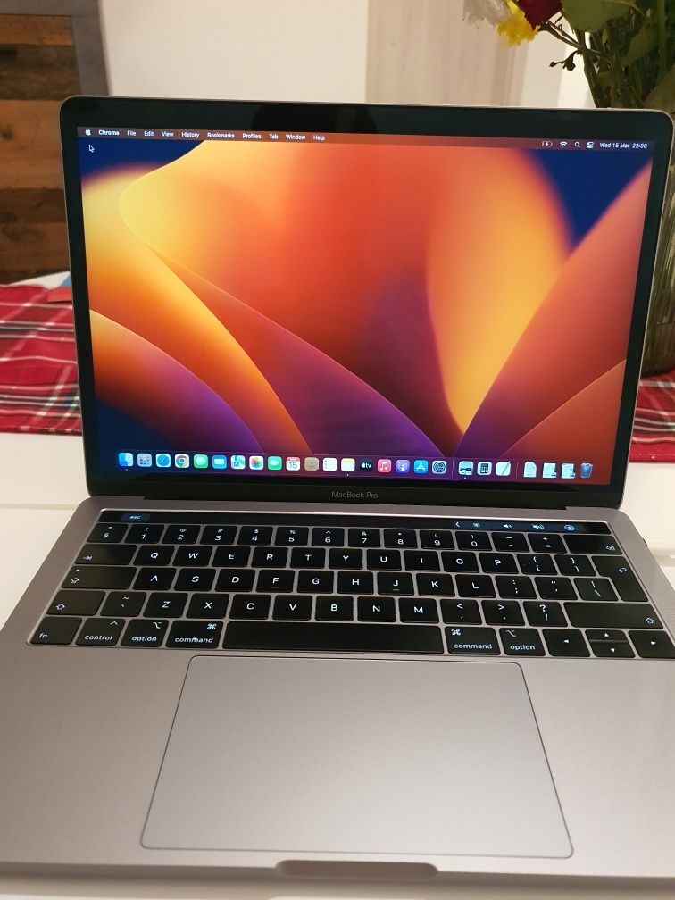 Macbook pro 2019 13"