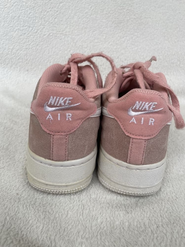 Обувки nike air force 1