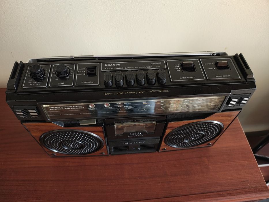 Radio-casetofon Sanyo M 4100LU