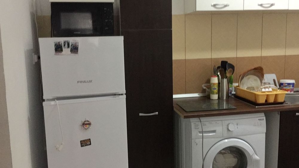 Închiriez apartament 2 cam