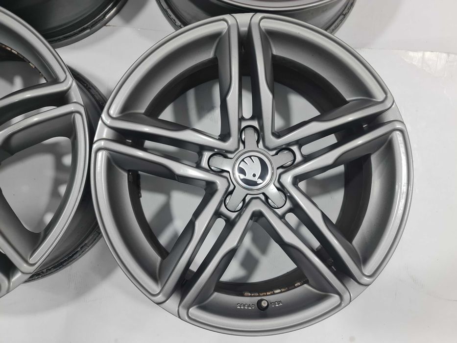 Jante 17 Audi VW Skoda Seat Cupra Mercedes MG 7.5Jx17 ET35 5x112