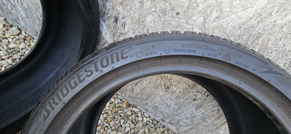 Anvelope Bridgestone Blizzak LM005 M+S 245/40 R19 98V XL