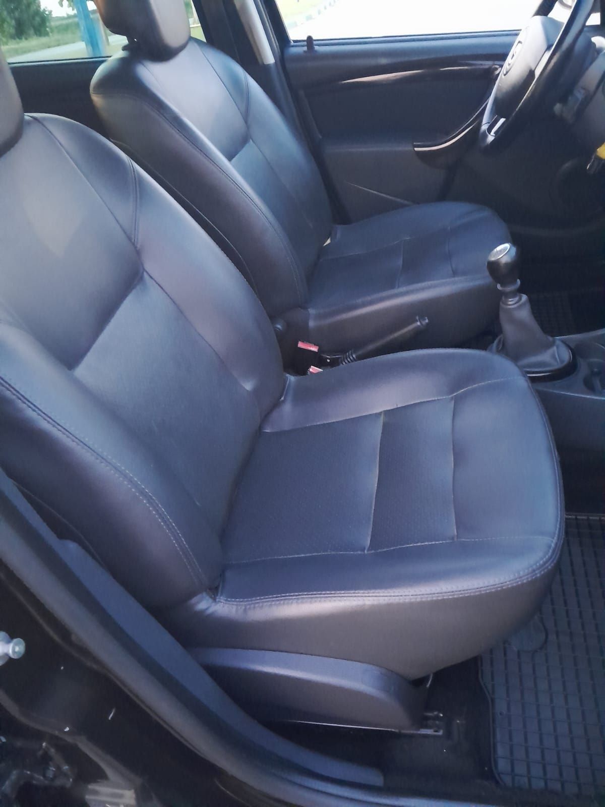 Dacia DUSTER 1.5 DCI 4X4 110cp an 2012.06 Euro5