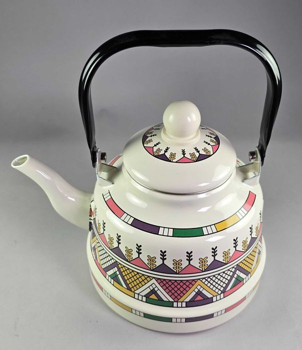Емайлиран Чайник