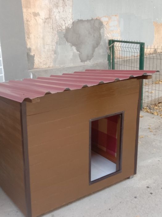 Собачья будка утепленная