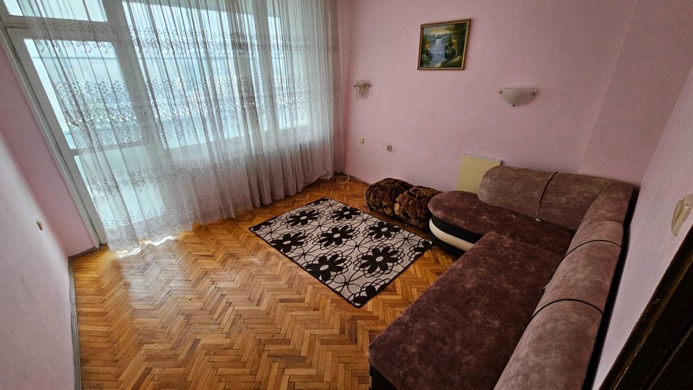 Дава се под наем Тристаен апартамент в Разград, Лудогорие - 100 кв.м за 255 € - Снимка #2