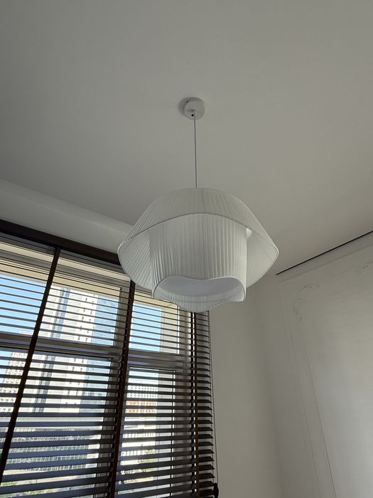 Люстра в гостиную/спальню