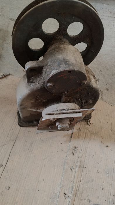 Редуктор маслен .