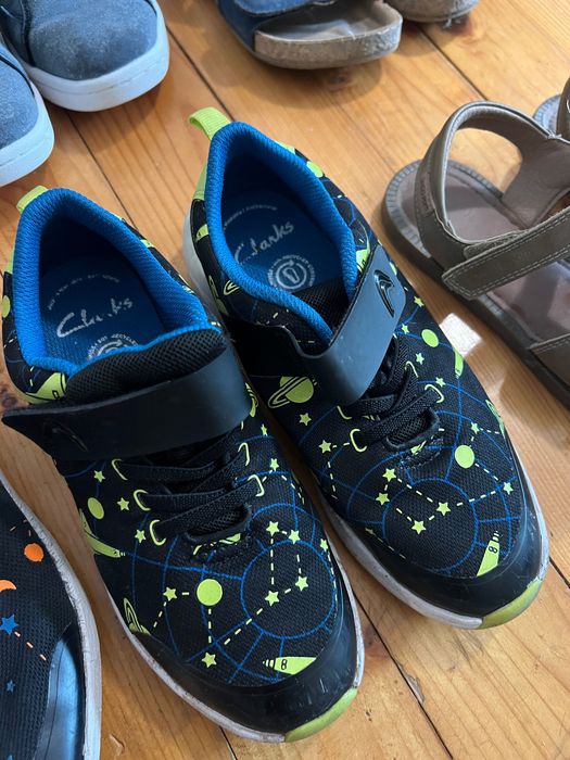 Обувки за момче 32