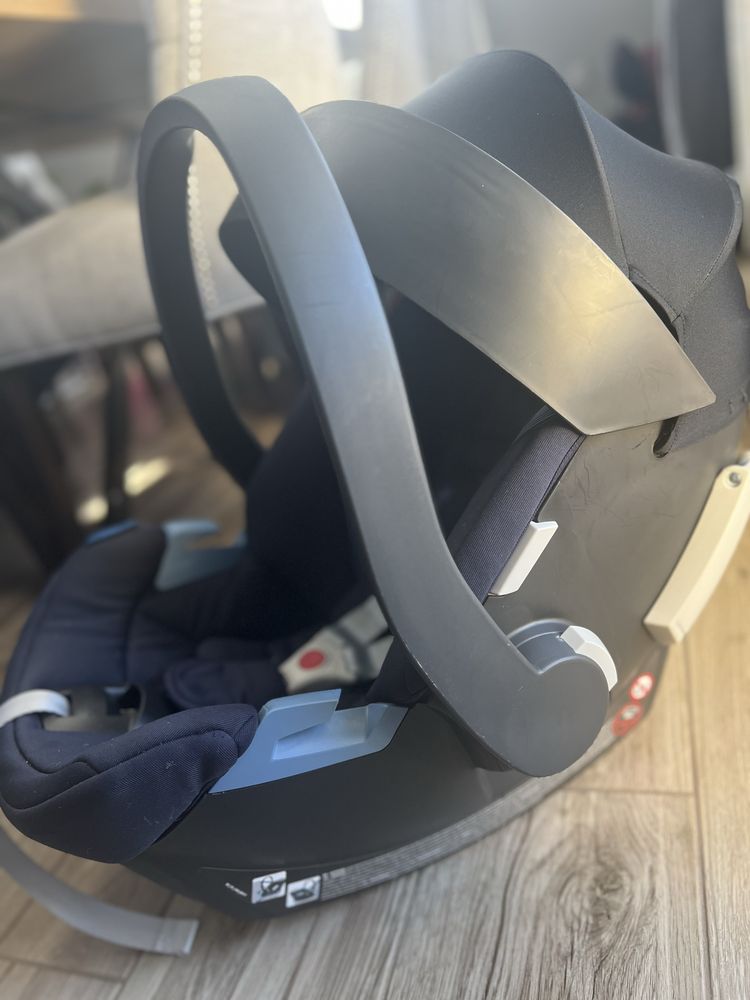 Слолче за кола cybex Aton 5 с изофикс