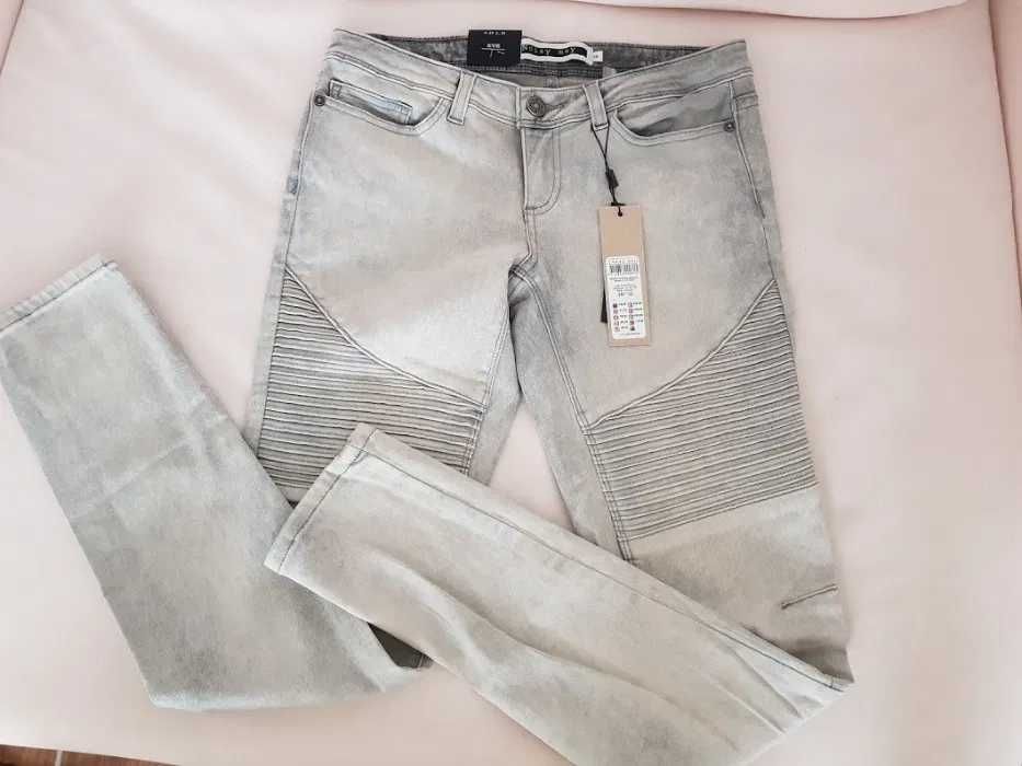 Biker Jeans Noisy May,marimea 29/32...merg la un 38,noi cu eticheta