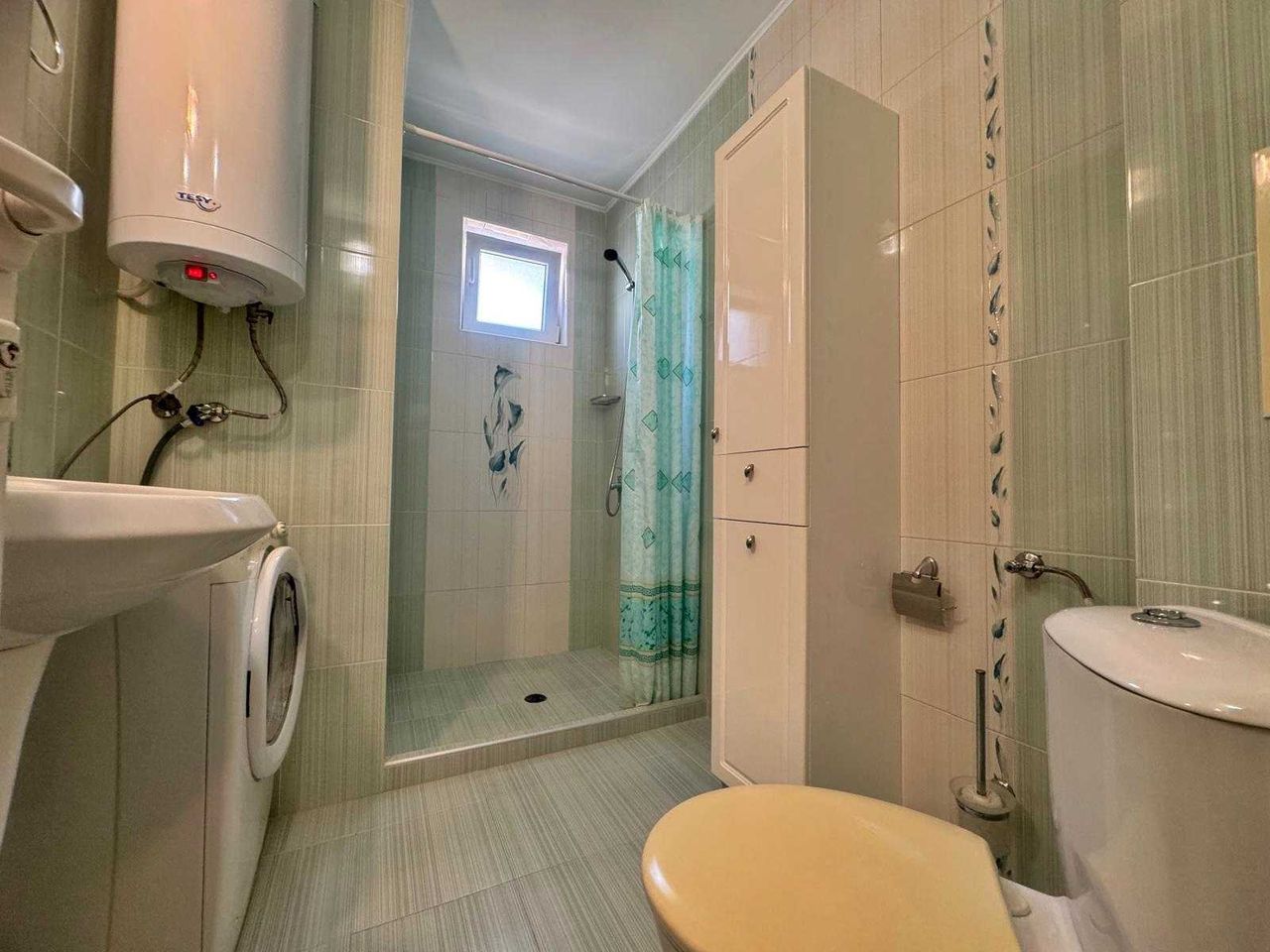 Продава се Тристаен апартамент в Поморие - 82 кв.м за 1586 €/кв.м - Снимка #13