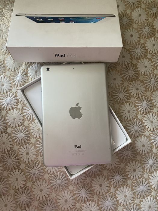 Ipad mini изключително запазен