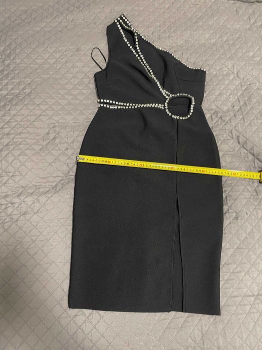 rochie neagra bandage cu pietre