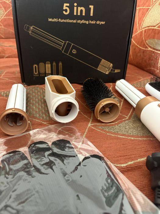 Нов сешоар 5 в 1