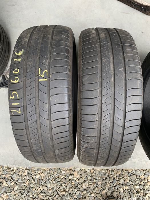 Anv vara 215/60/16 Goodyear/Michelin