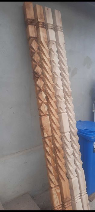 Stâlpi foișor,terasă