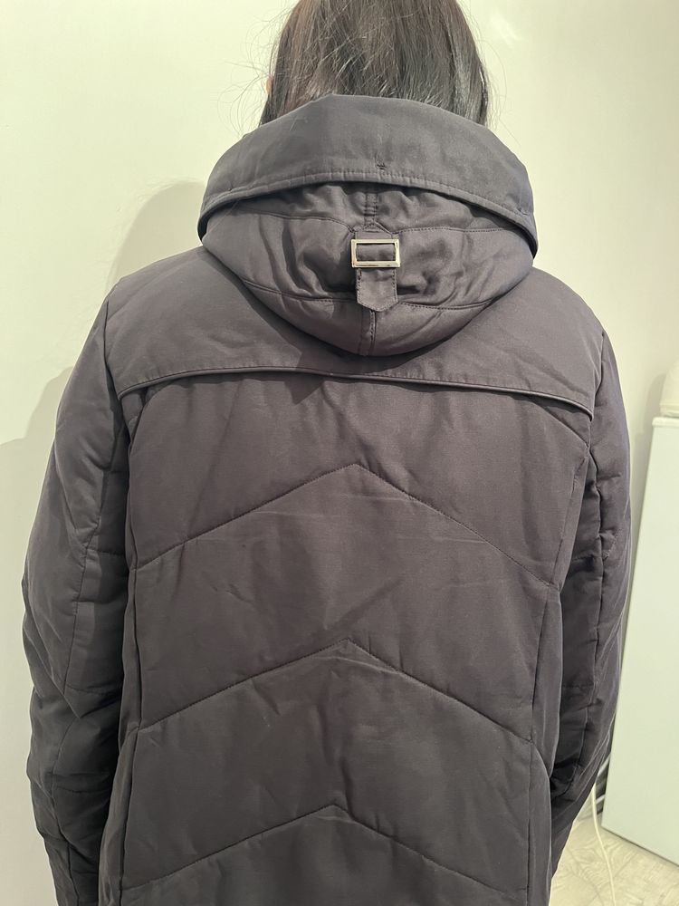 Продам Женскую Зимнюю куртку-пуховик от Button by Dingsought