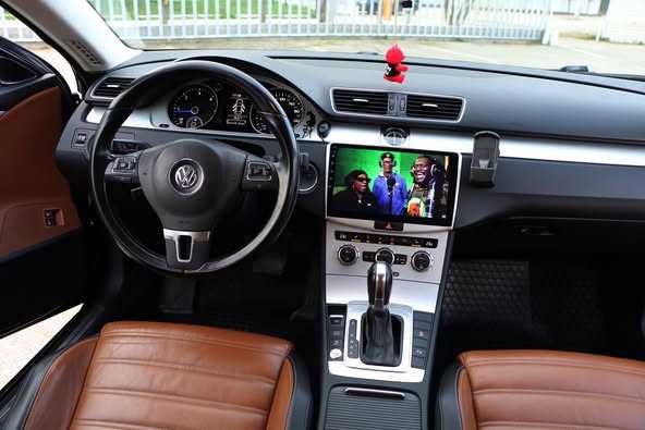 Vw Passat CC - 2014 - Dynaudio - CarPlay - Lakeville - Interior Sport