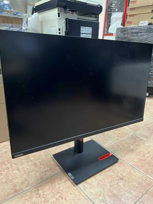 Монитор Lenovo ThinkVision T32P-30