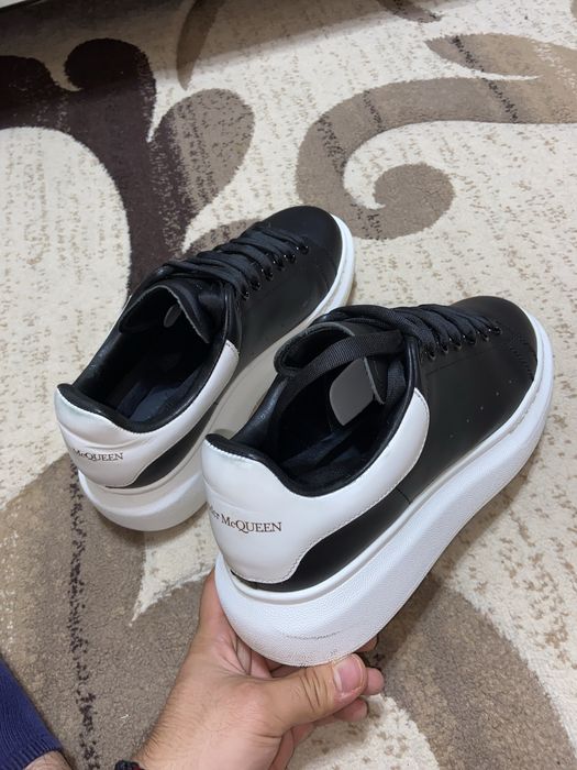 Alexander McQUEEN