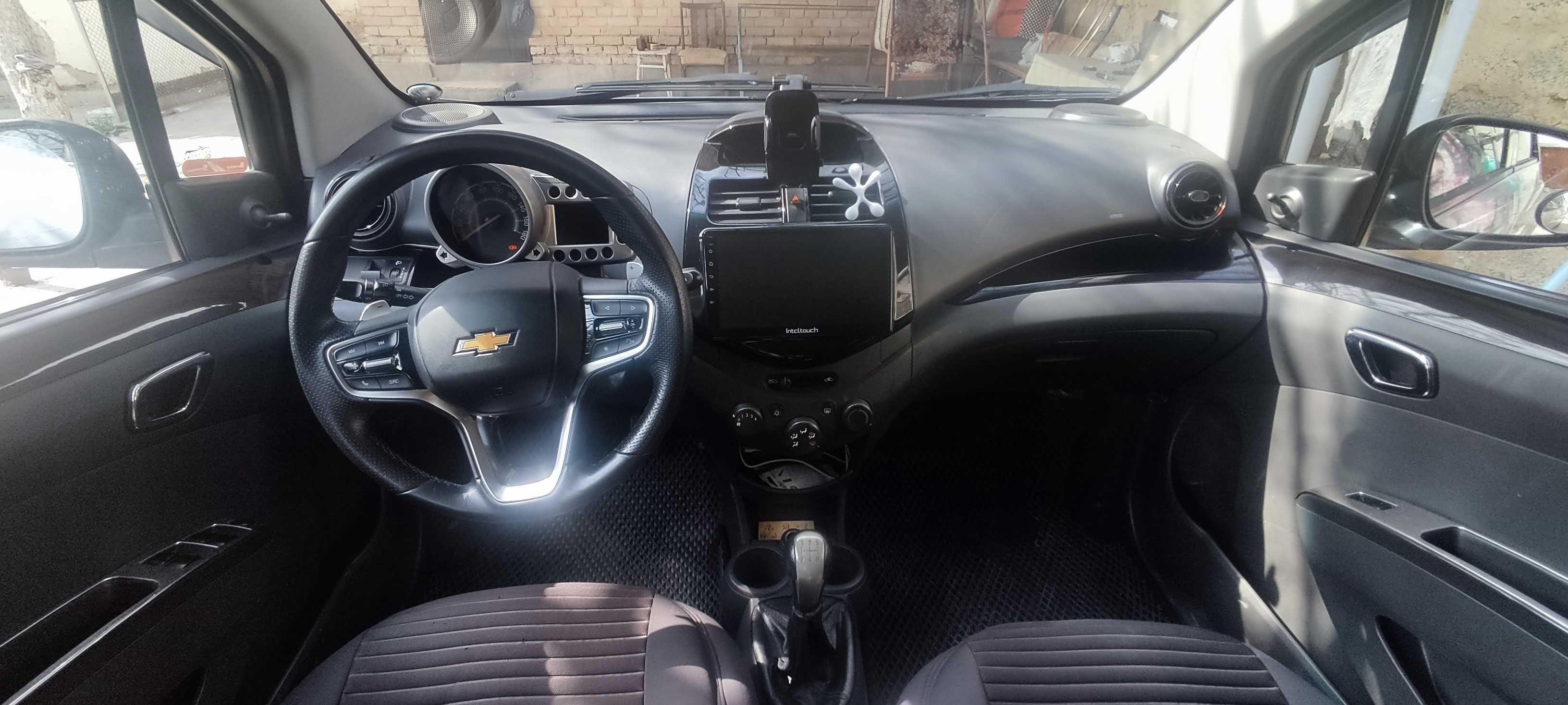 Продам Chevrolet Spark 2013