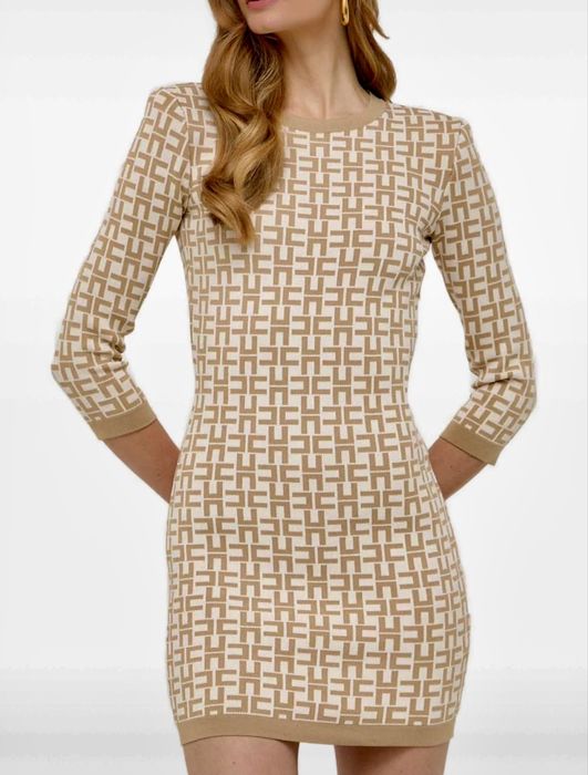 Рокля Elisabetta Franchi