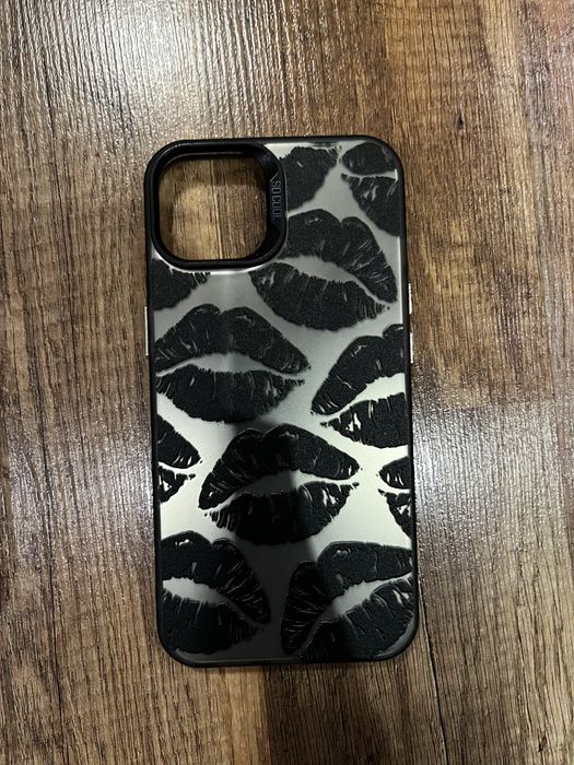 Калъфи за IPhone 13