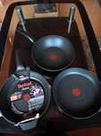 3 бр. индукционни тефлонови тигани Tefal Aroma, нови, но със забележки